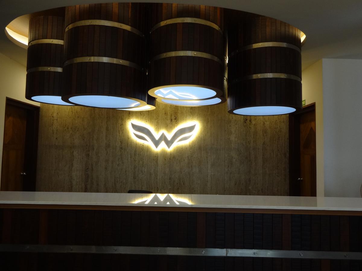 Woodies Bleisure Hotel 코지코드 외부 사진