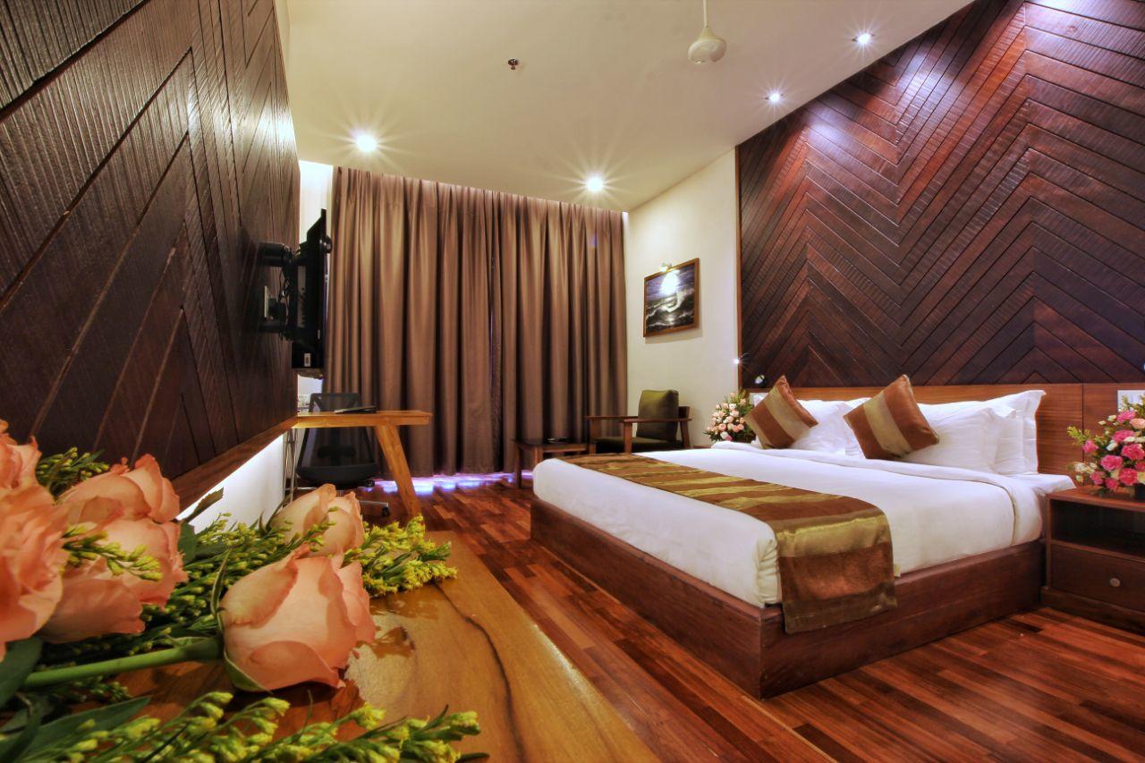 Woodies Bleisure Hotel 코지코드 외부 사진